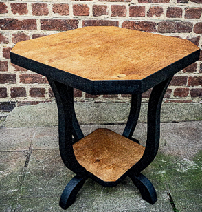 Table hexagonale
